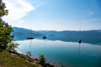 Der Walchensee - Ein Gebirgssee wie aus dem Bilderbuch. Der Walchensee liegt in Oberbayern in der Nähe von Kochel am See.  • © alpintreff.de - Christian Schön